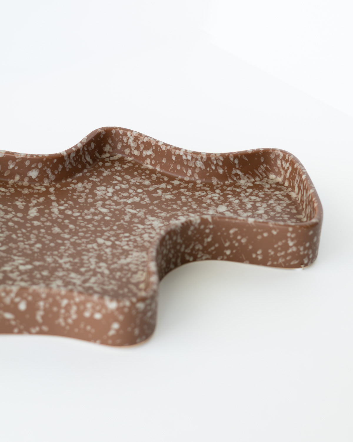 Lakey トレー ブラウン