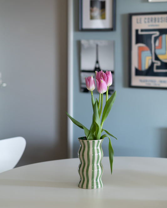 Palma フラワーベース グリーン ストライプ